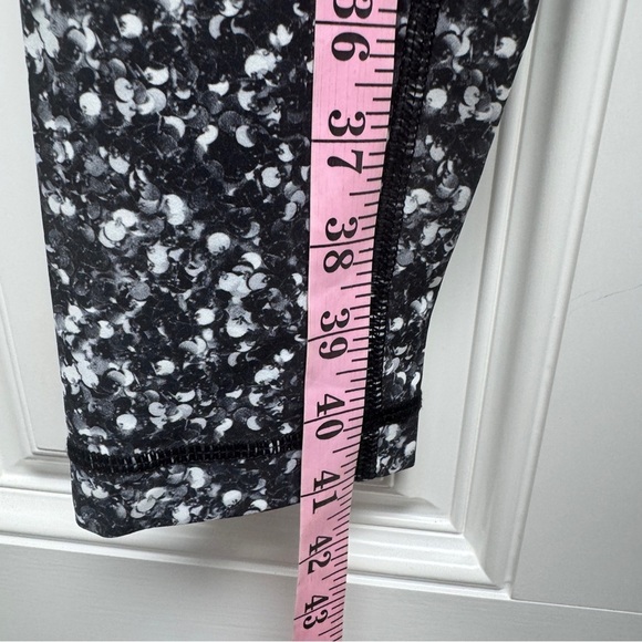Lululemon Shine Tight Shimmy Shimmer Black White Leggings - Picture 8 of 15